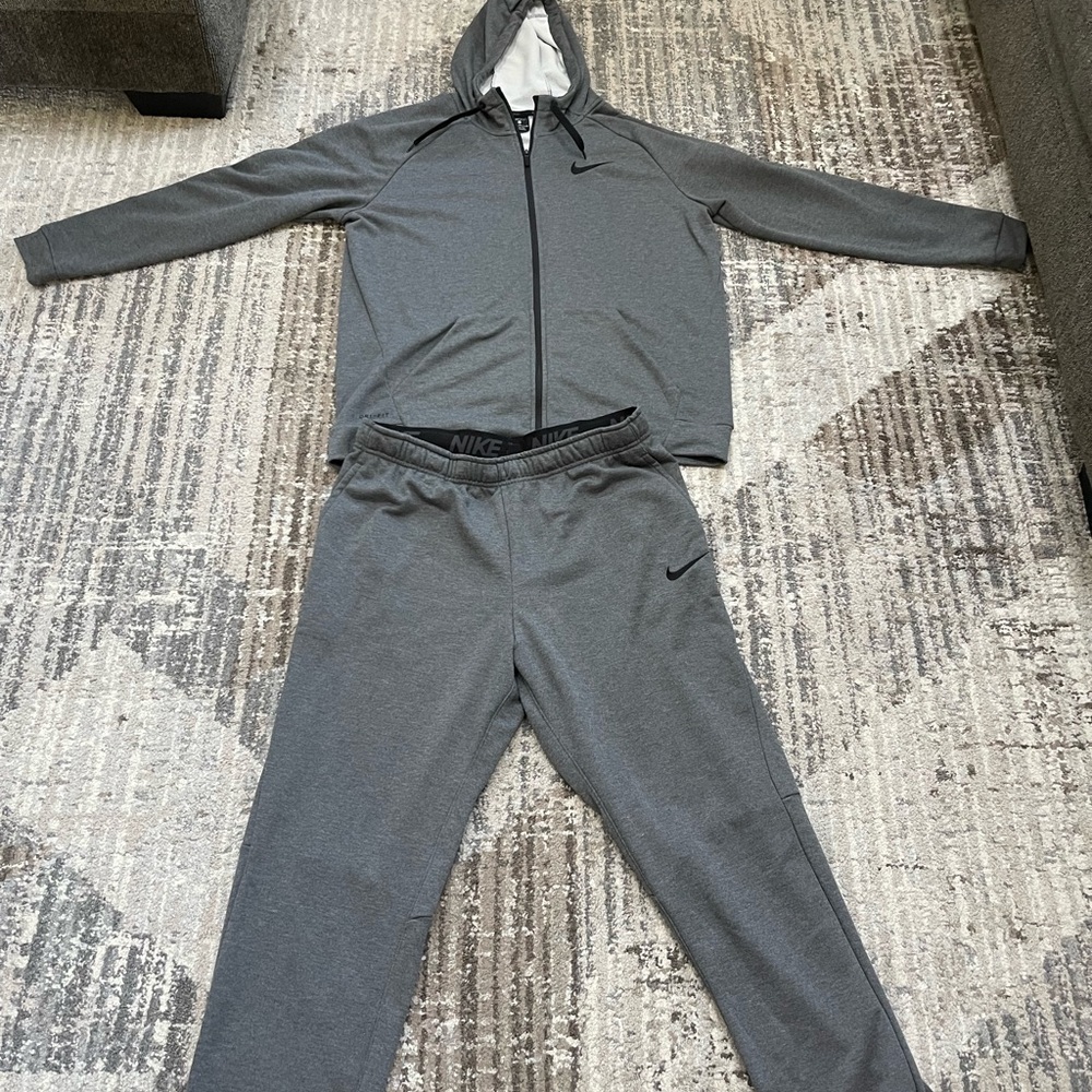 Mens Nike Charcoal Gray Hoodie and Joggers Set